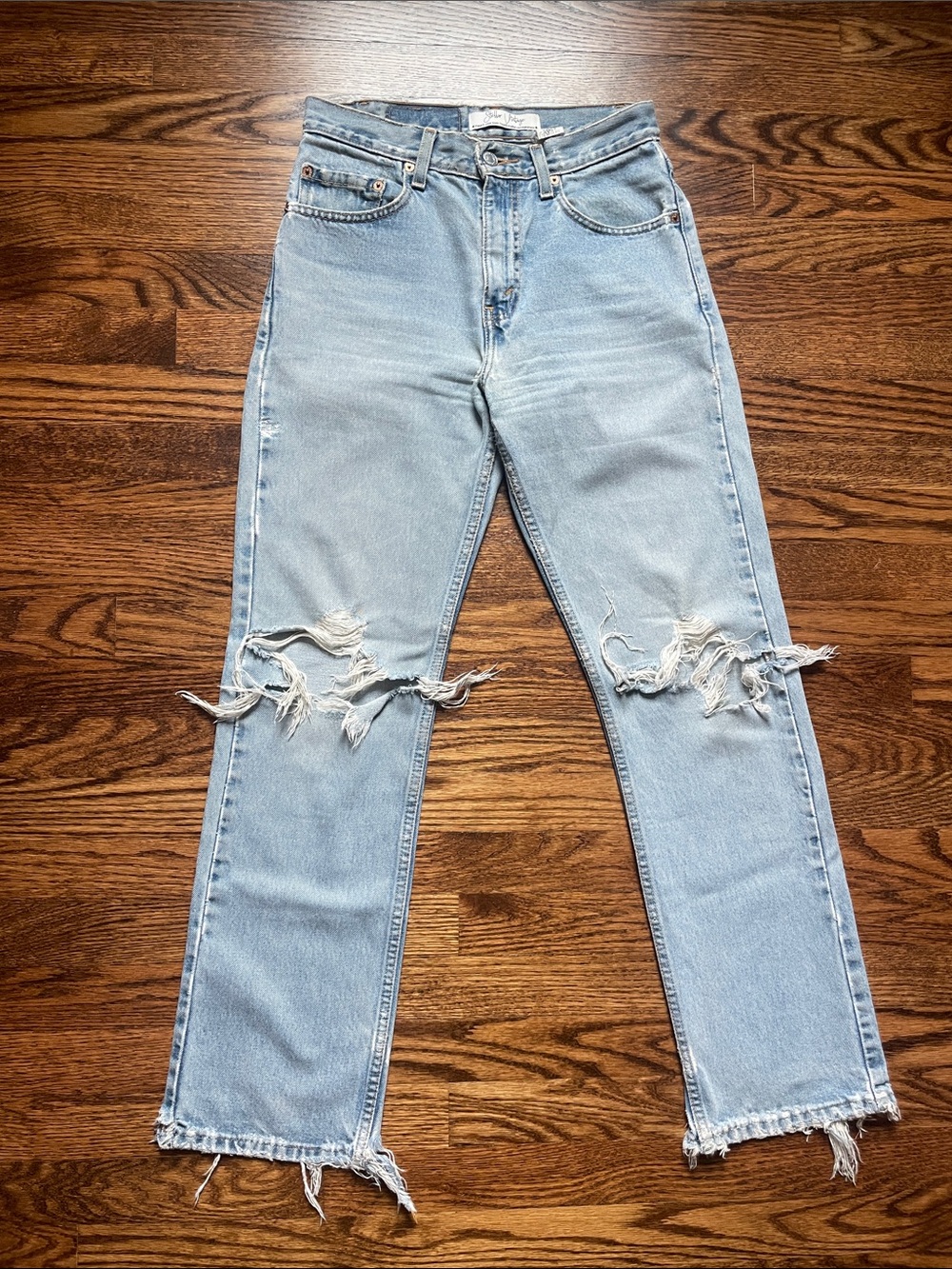 Vintage 505 Levi’s Light Wash Distressed Straight-Leg Jeans